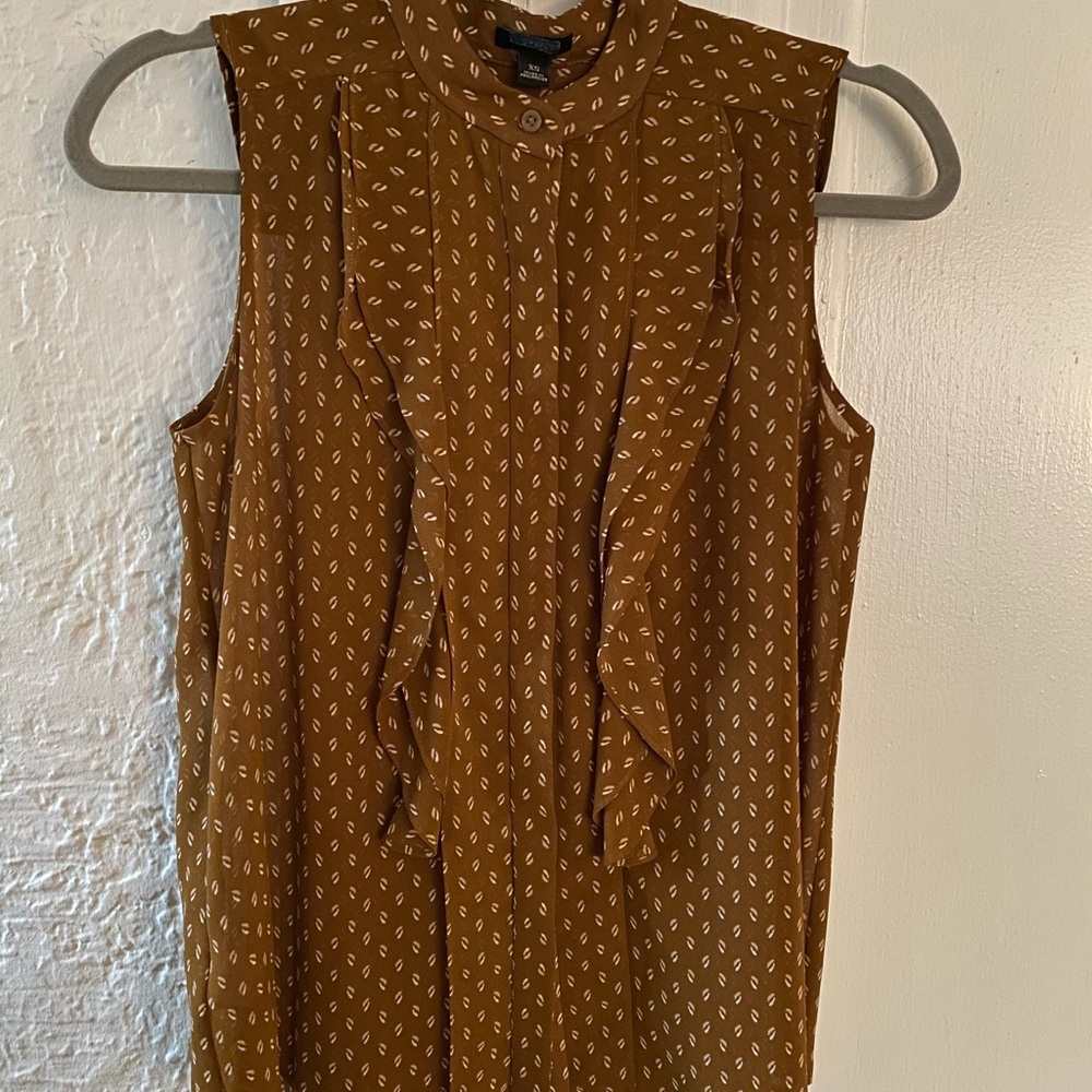 Ann Taylor Sleeveless Ruffle Blouse, Size XS